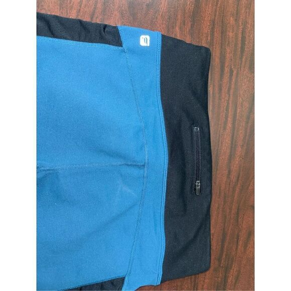 Fabletics Rio Run Crop Leggings Size Small - Picture 3 of 7